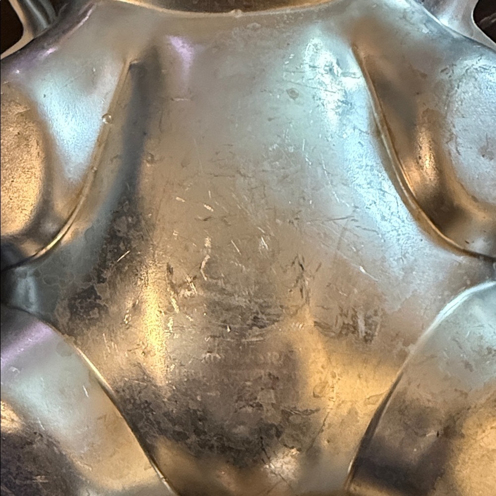 Charming Silver Teddy Bear Cake Mold - Picture 4 of 5